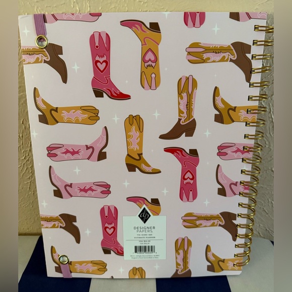 18 month calendar - Boots - Picture 2 of 2